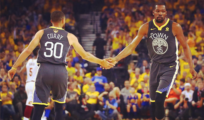 非洲杯半场：杜比贴地斩破门，津巴布韦暂1-0埃及（半场战报：杜比低射破门，津巴布韦暂以1-0领先埃及）