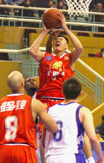 CBA杯战报：张才仁22分，北京105-86轻取天津（CBA杯快讯：张才仁砍下22分，北京105-86大胜天津）