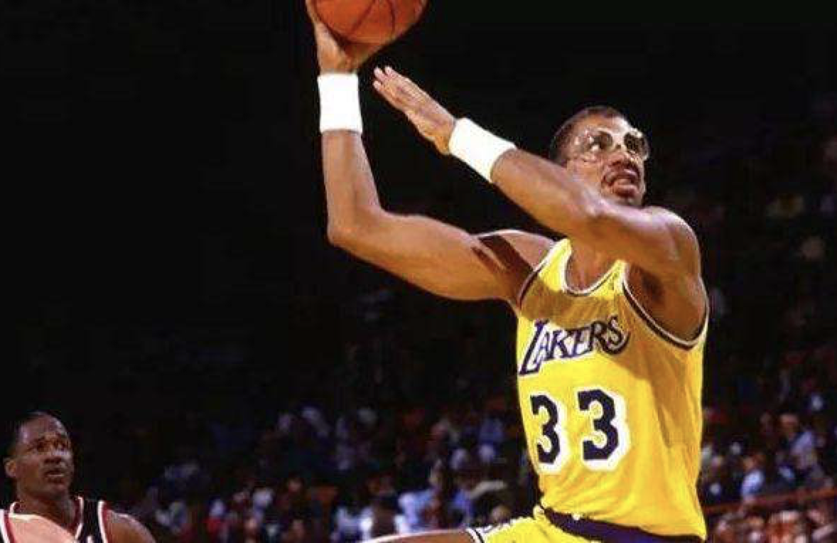 BBC：富勒姆近34次客战首胜伯恩利，终结74年尴尬纪录（BBC：富勒姆客场力克伯恩利，终结74年不胜魔咒，近34次客战首次取胜）