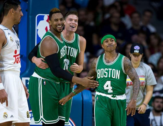 法媒：非洲杯黄牛票泛滥致使观众大减，不法分子盗取观众信息钱财（法媒称非洲杯黄牛猖獗致上座率下滑，不法分子窃取观众个人信息与资金）