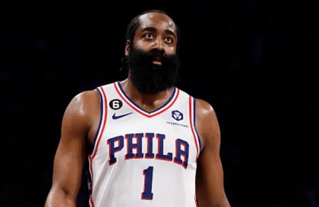 拜仁3-1逆转葡体，格纳布里传射、卡尔、塔破门，基米希乌龙（拜仁3-1逆转击败葡体：格纳布里一传一射，卡尔与塔建功，基米希自摆乌龙）