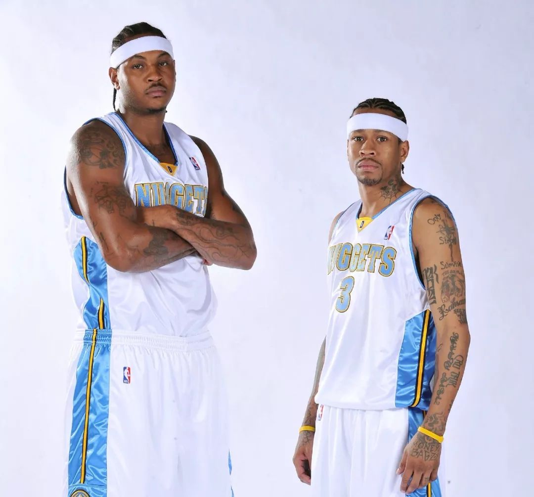 状态欠佳！迪亚洛半场3中1得到2分1篮板（手感低迷！迪亚洛半场3投仅中1，拿下2分1篮板）