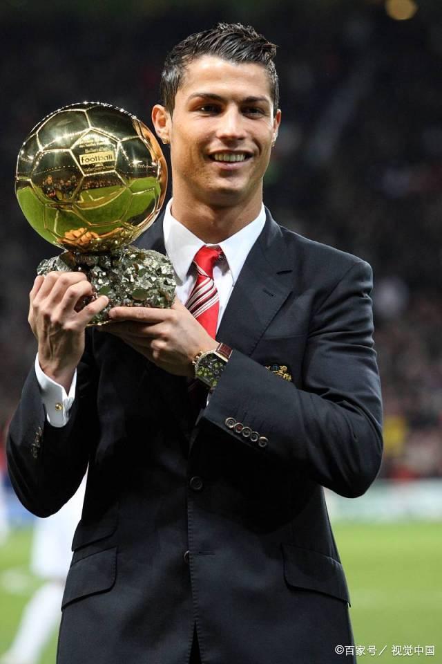 小法谈莫拉塔要求换下：那是一次早就计划好的换人（小法解读莫拉塔示意下场：换人早有安排）