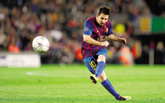 歌名应景，著名歌唱家波切利在世界杯抽签仪式演唱《今夜无人入眠》（波切利亮相世界杯抽签仪式，献唱应景《今夜无人入眠）