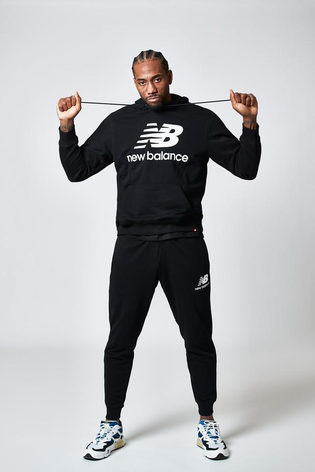 西甲16轮比赛精彩纷呈，多队争夺保级名额，各队表现起伏，悬念迭起。（西甲第16轮群雄逐鹿：保级混战白热化，球队状态起伏不定，悬念丛生）