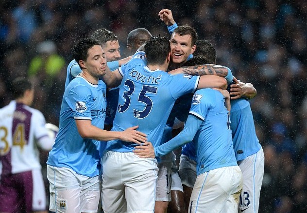 篮球湖人媒体日热度爆表，多人亮相（湖人媒体日火爆出圈，群星集体亮相）