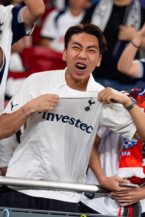 库蒂尼奥身价下降到350万欧，巅峰身价1.5亿，本赛季52场11球（库蒂尼奥由1.5亿巅峰跌至350万欧，本赛季52场打进11球）