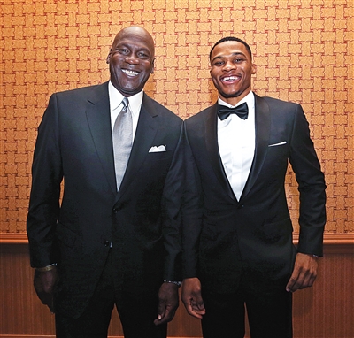 国际米兰全巴西最佳阵容发布！马克斯维尔 胡安落选！能否打穿意甲（国际米兰公布全巴西最佳阵容：马克斯维尔、胡安落选，能否横扫意甲？）