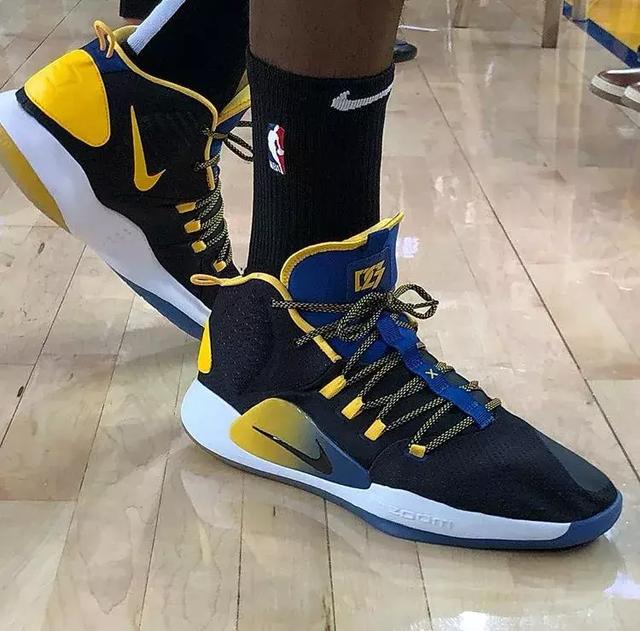 王浩然21分！深圳全队飙中18记三分取新赛季开门红（王浩然21分领衔，深圳轰进18记三分迎新赛季首胜）